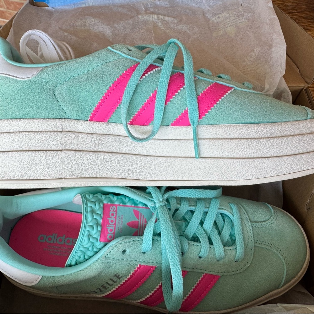 Adidas Women's Flash Aqua Gazelle Bold sneakers